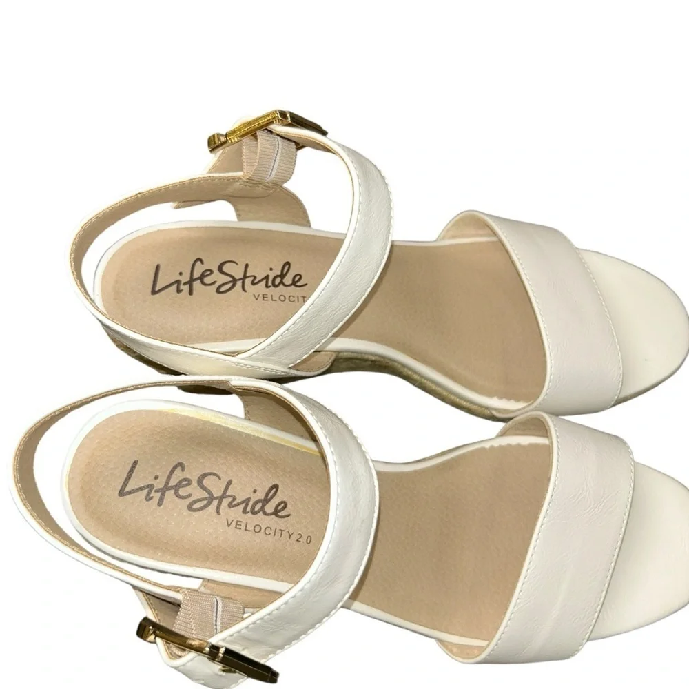 LifeStride Tango Wedge Sandals Comfort Memory Foam Buckle strap Size 9.5 white